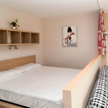 公寓 Village Naturiste Desir *