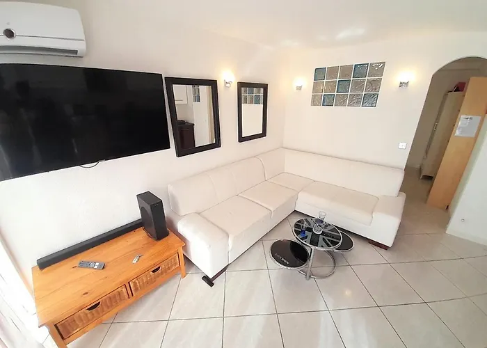 Village Naturiste Desir *