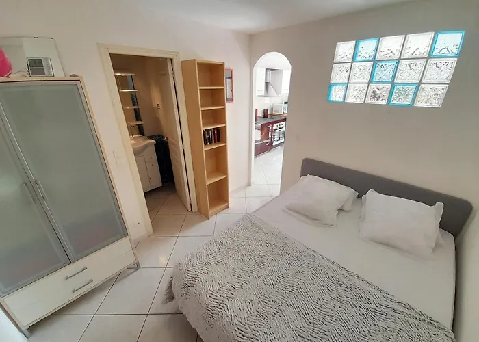 Village Naturiste Desir * Agde